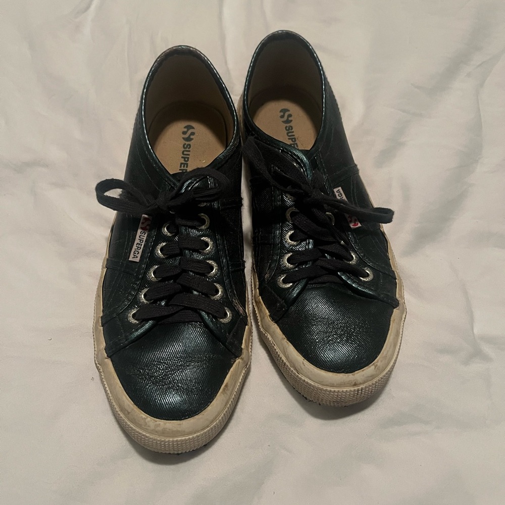 Dark blue supergas size 8.5